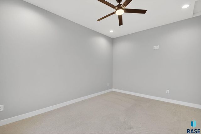 5411 W Patriot St Street, Sioux Falls, SD 57107