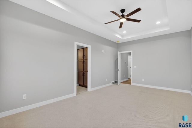 5411 W Patriot St Street, Sioux Falls, SD 57107