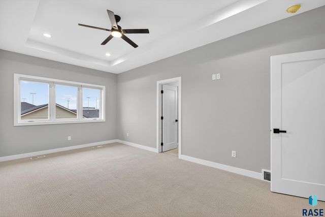 5411 W Patriot St Street, Sioux Falls, SD 57107