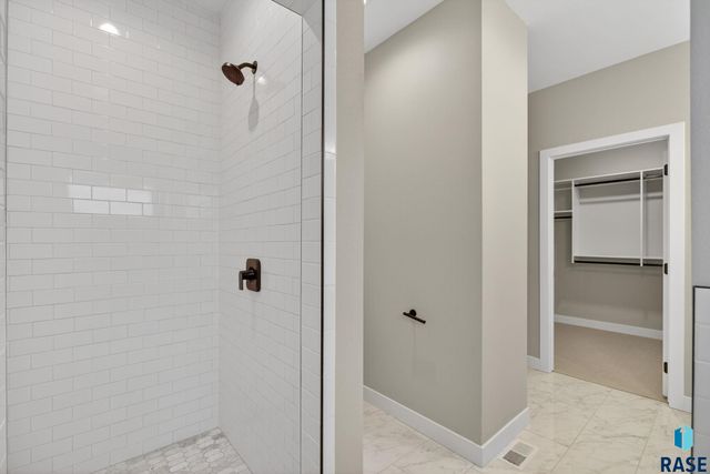 5411 W Patriot St Street, Sioux Falls, SD 57107