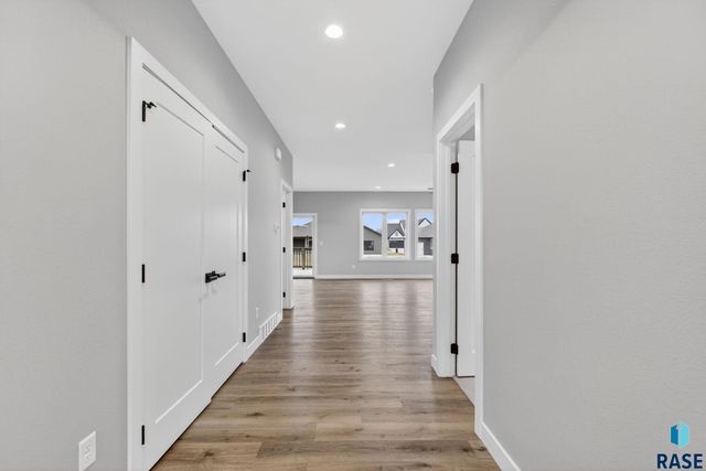 5411 W Patriot St Street, Sioux Falls, SD 57107