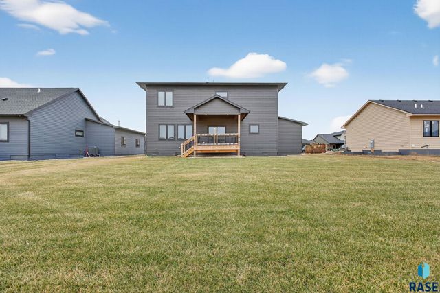 5411 W Patriot St Street, Sioux Falls, SD 57107