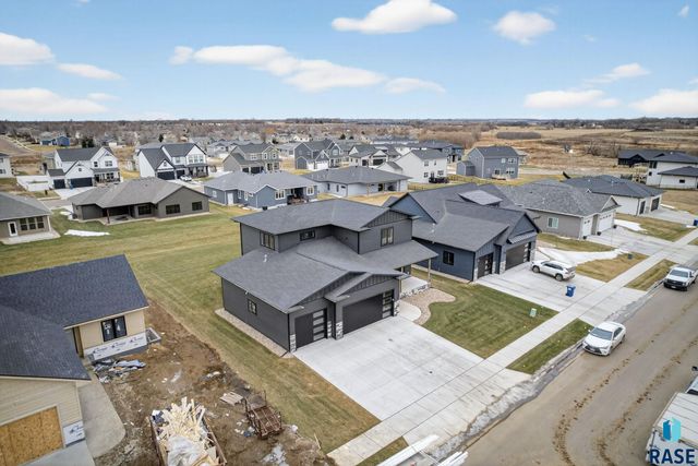 5411 W Patriot St Street, Sioux Falls, SD 57107