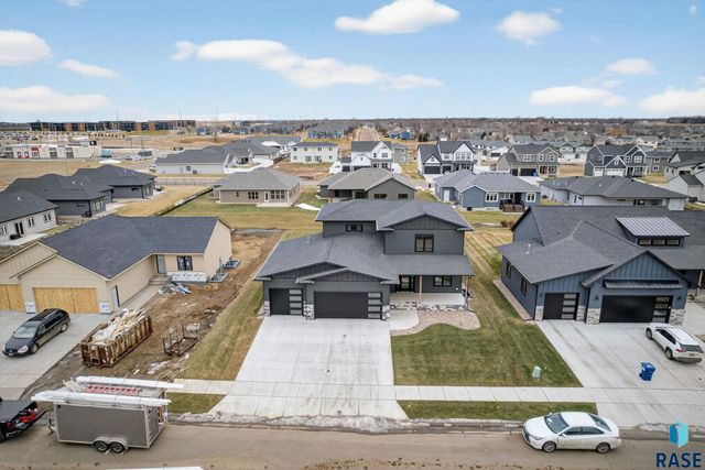 5411 W Patriot St Street, Sioux Falls, SD 57107