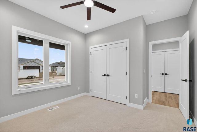 5411 W Patriot St Street, Sioux Falls, SD 57107