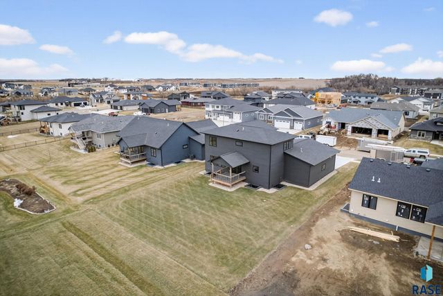 5411 W Patriot St Street, Sioux Falls, SD 57107