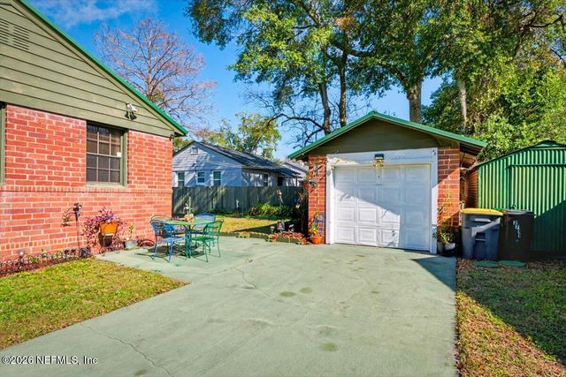 2711 STANWOOD Avenue, Jacksonville, FL 32207