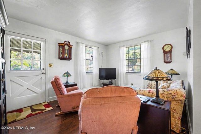 2711 STANWOOD Avenue, Jacksonville, FL 32207