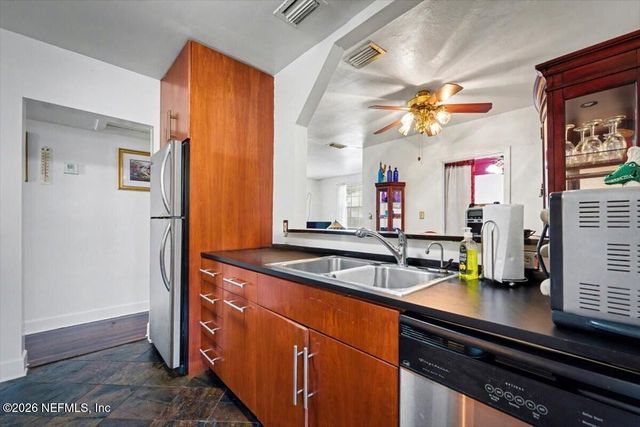 2711 STANWOOD Avenue, Jacksonville, FL 32207