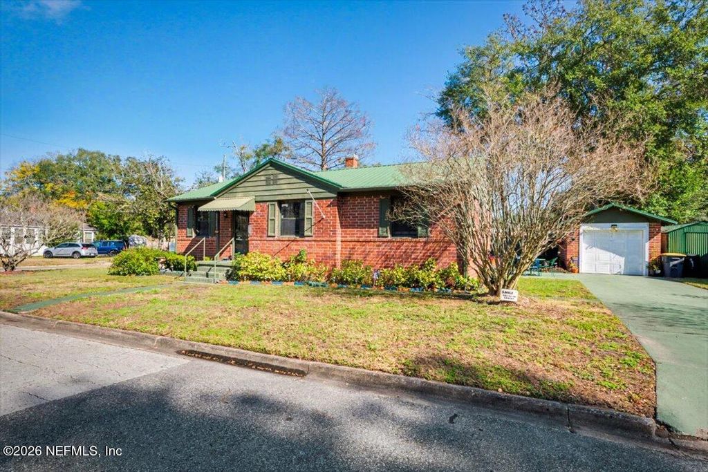 2711 STANWOOD Avenue, Jacksonville, FL 32207