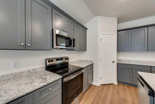 1405 Bajada St, Midland, TX 79705