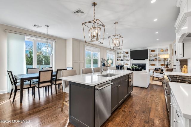 12 Balmer Court, Oceanport, NJ 07757