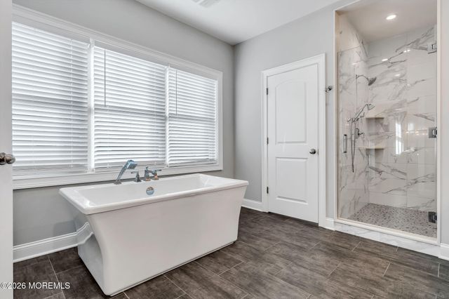 12 Balmer Court, Oceanport, NJ 07757