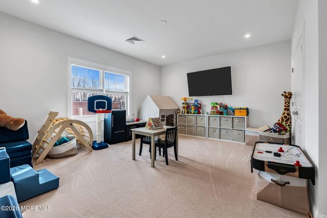 12 Balmer Court, Oceanport, NJ 07757