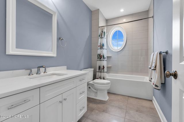 12 Balmer Court, Oceanport, NJ 07757