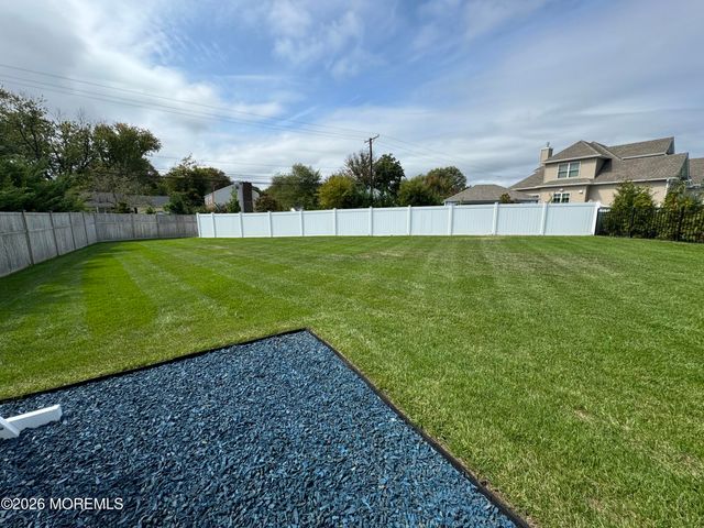 12 Balmer Court, Oceanport, NJ 07757