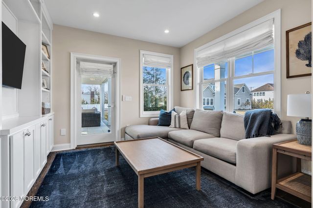 12 Balmer Court, Oceanport, NJ 07757