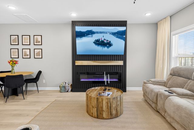 145 Dameron Drive, Hendersonville, TN 37075