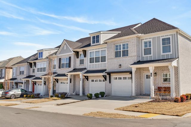 145 Dameron Drive, Hendersonville, TN 37075