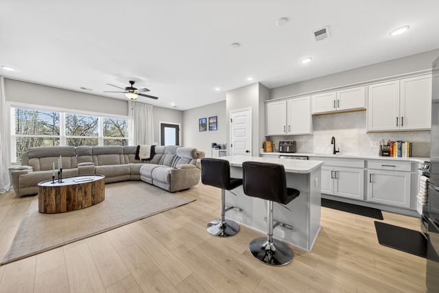 145 Dameron Drive, Hendersonville, TN 37075