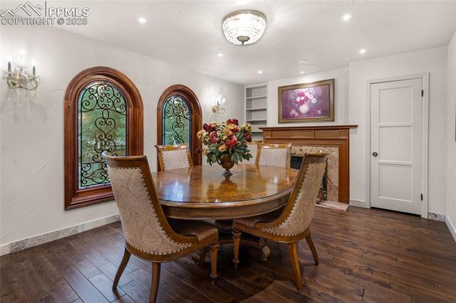 1815 Pine Grove Avenue, Colorado Springs, CO 80906