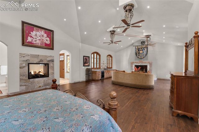 1815 Pine Grove Avenue, Colorado Springs, CO 80906