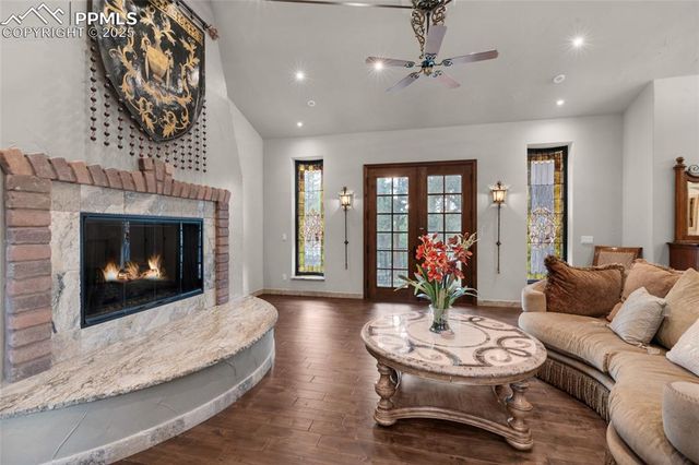 1815 Pine Grove Avenue, Colorado Springs, CO 80906