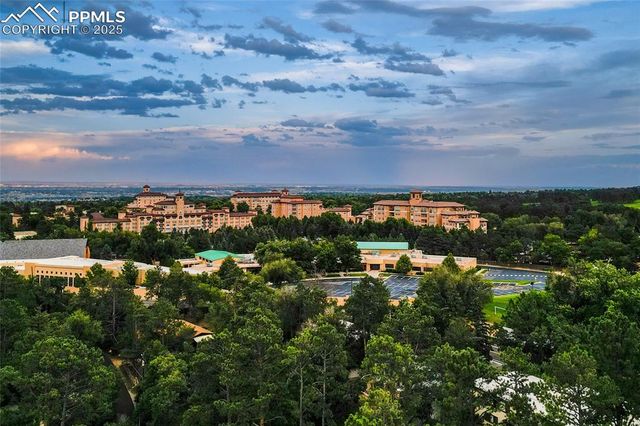 1815 Pine Grove Avenue, Colorado Springs, CO 80906