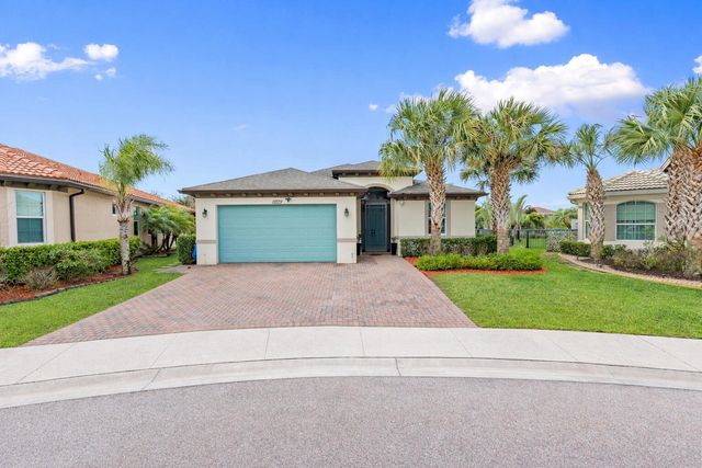 11379 SW Reston Court, Port St. Lucie, FL 34987