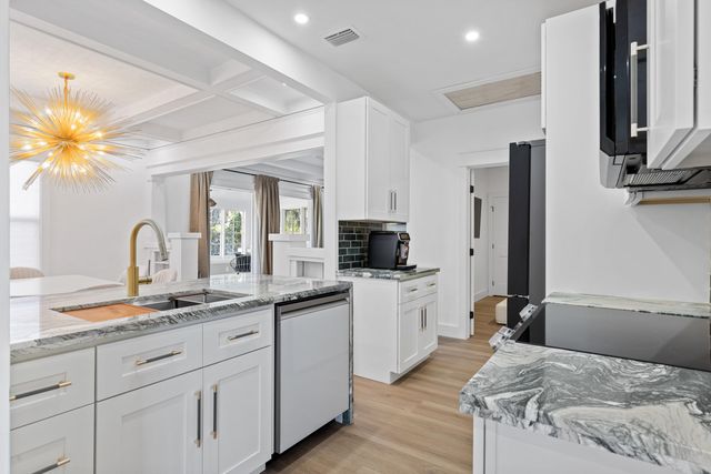 5309 N Flagler Drive, West Palm Beach, FL 33407