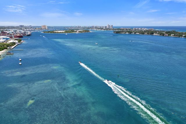 5309 N Flagler Drive, West Palm Beach, FL 33407