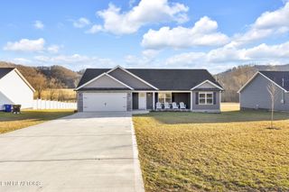 302 Luttrell Rd, Maynardville, TN 37807