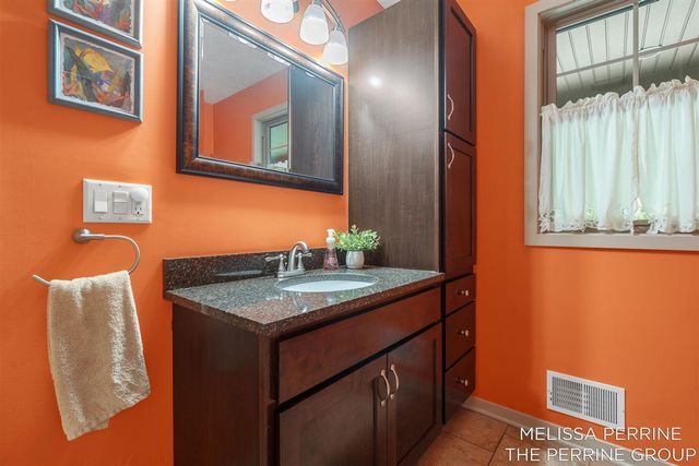 14300 Oberley Drive, Lowell, MI 49331