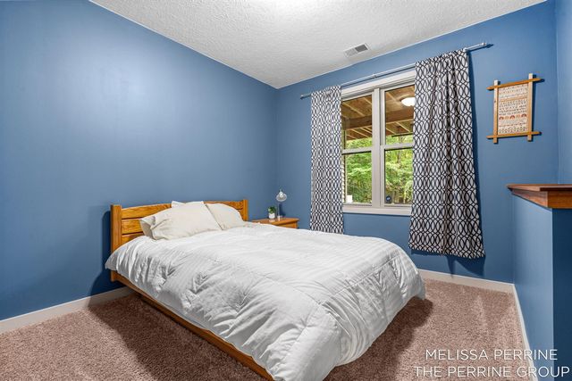 14300 Oberley Drive, Lowell, MI 49331