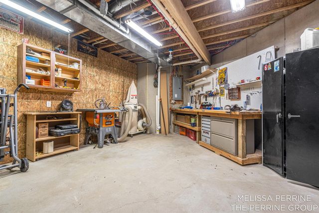14300 Oberley Drive, Lowell, MI 49331