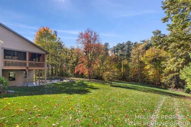 14300 Oberley Drive, Lowell, MI 49331