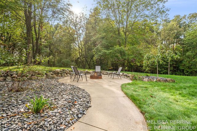 14300 Oberley Drive, Lowell, MI 49331