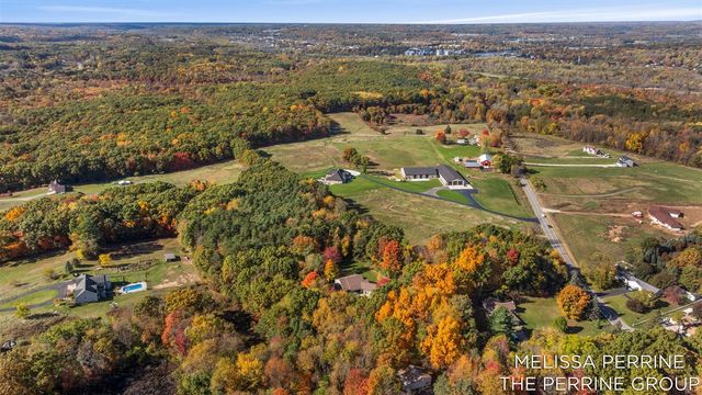 14300 Oberley Drive, Lowell, MI 49331