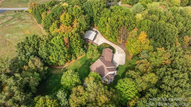 14300 Oberley Drive, Lowell, MI 49331
