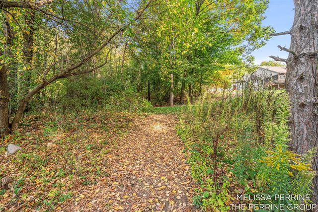 14300 Oberley Drive, Lowell, MI 49331