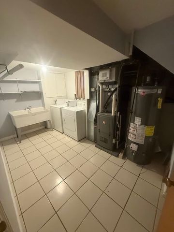 7753 W Forest Preserve Avenue, Chicago, IL 60634