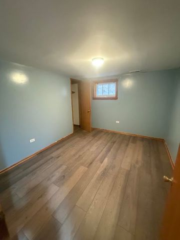 7753 W Forest Preserve Avenue, Chicago, IL 60634