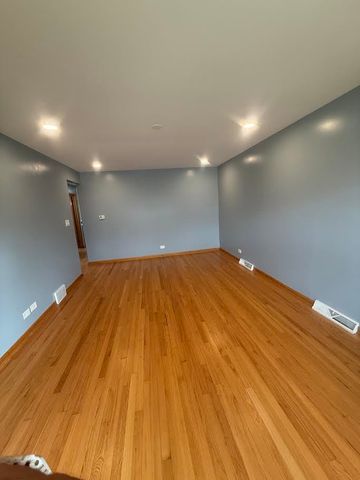 7753 W Forest Preserve Avenue, Chicago, IL 60634