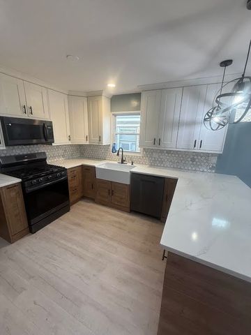 7753 W Forest Preserve Avenue, Chicago, IL 60634