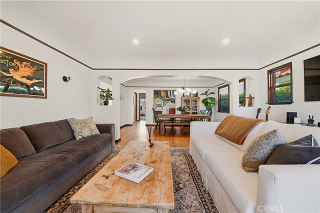 209 La Verne, Long Beach, CA 90803