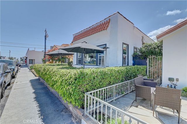 209 La Verne, Long Beach, CA 90803