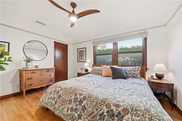 209 La Verne, Long Beach, CA 90803