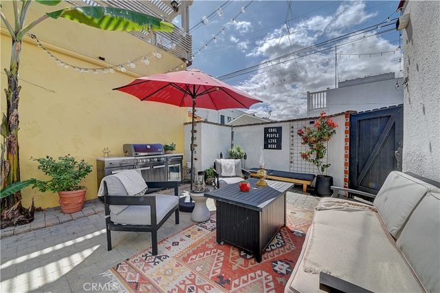 209 La Verne, Long Beach, CA 90803