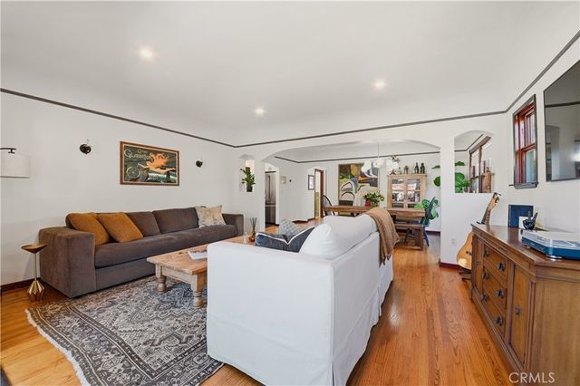 209 La Verne, Long Beach, CA 90803