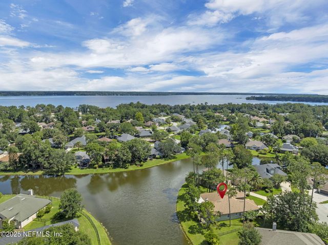 1506 WATERBRIDGE Court, Fleming Island, FL 32003